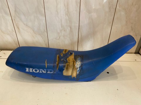 HONDA CRM 50 SIEDZENIE KANAPA FOTEL KIEROWCY PASAŻERA HONDA CRM 50 SIEDZENIE KANAPA FOTEL KIEROWCY PASAŻERA