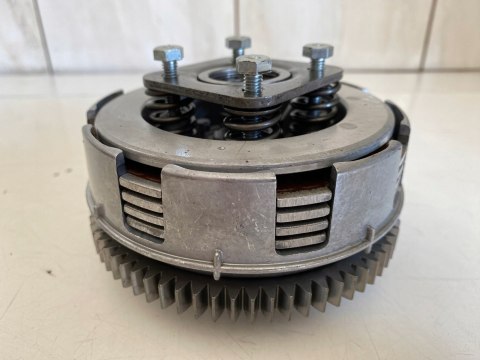 HONDA CRM 50 SPRZĘGŁO KOSZ SPRZĘGŁOWY TARCZE KOMPLET STAN BDB HONDA CRM 50 SPRZĘGŁO KOSZ SPRZĘGŁOWY TARCZE KOMPLET STAN BDB