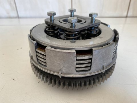 HONDA CRM 50 SPRZĘGŁO KOSZ SPRZĘGŁOWY TARCZE KOMPLET STAN BDB HONDA CRM 50 SPRZĘGŁO KOSZ SPRZĘGŁOWY TARCZE KOMPLET STAN BDB