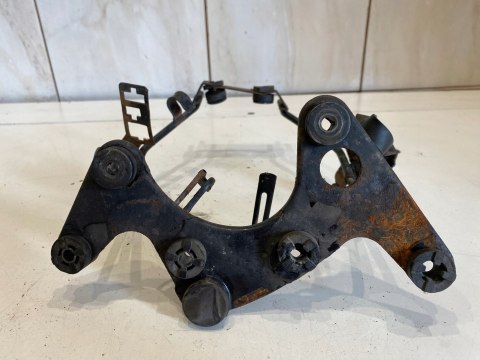 HONDA CRM 50 STELAŻ RAMA POMOCNICZA UCHWYT MOCOWANIE ZEGARÓW LAMPY PRZÓD HONDA CRM 50 STELAŻ RAMA POMOCNICZA UCHWYT MOCOWANIE ZEGARÓW LAMPY PRZÓD