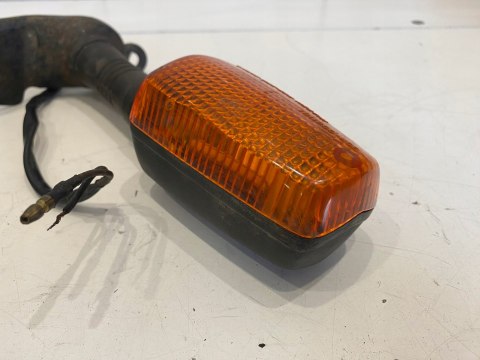 SUZUKI GSX 400E 400 E 82-87 KIERUNKOWSKAZ SUZUKI GSX 400E 400 E 82-87 KIERUNKOWSKAZ