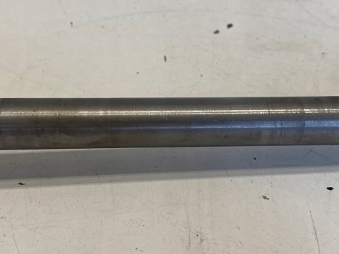 SUZUKI GSX 400E 400 E 82-87 OŚ OŚKA SZPILKA KOŁA SUZUKI GSX 400E 400 E 82-87 OŚ OŚKA SZPILKA KOŁA
