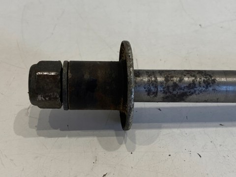 SUZUKI GSX 400E 400 E 82-87 OŚ OŚKA SZPILKA KOŁA SUZUKI GSX 400E 400 E 82-87 OŚ OŚKA SZPILKA KOŁA