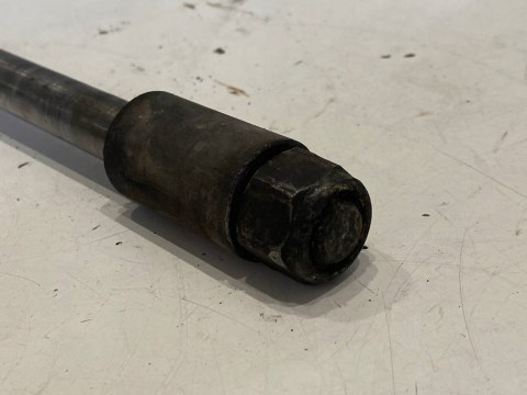SUZUKI GSX 400E 400 E 82-87 OŚ OŚKA SZPILKA KOŁA SUZUKI GSX 400E 400 E 82-87 OŚ OŚKA SZPILKA KOŁA