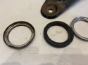 SUZUKI GSX 400E 400 E 82-87 UCHWYT MOCOWANIE LAMPY REFLEKTORA