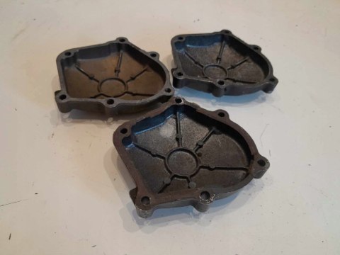DEKIEL KAPA POKRYWA SILNIKA KAWASAKI ZX6R NINJA DEKIEL KAPA POKRYWA SILNIKA KAWASAKI ZX6R NINJA