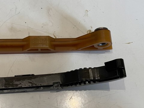 HONDA CBR 1000RR SC57 04-07 ŚLIZGI ŚLIZG ŁAŃCUSZKA ROZRZĄDU KOMPLET X2