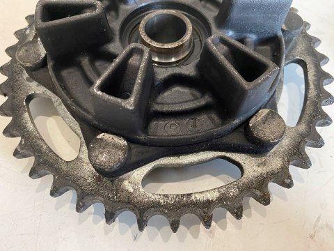 HONDA CBR 1000RR SC57 04-07 ZABIERAK KOŁA ZĘBATKI NAPĘDOWE ZDAWCZE HONDA CBR 1000RR SC57 04-07 ZABIERAK KOŁA ZĘBATKI NAPĘDOWE ZDAWCZE