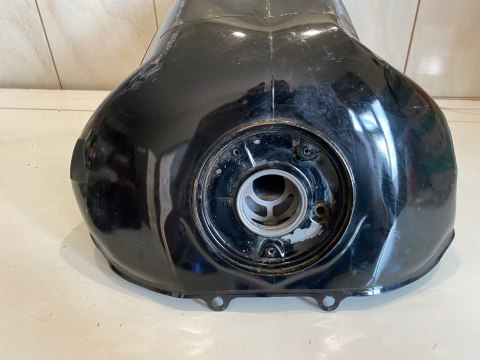 HONDA CBR 1000RR SC57 04-07 ZBIORNIK BAK PALIWA HONDA CBR 1000RR SC57 04-07 ZBIORNIK BAK PALIWA