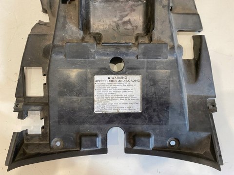 HONDA SILVER WING 600 WYPEŁNIENIE PODSTAWA UCHWYT AKUMULATORA PLASTIK