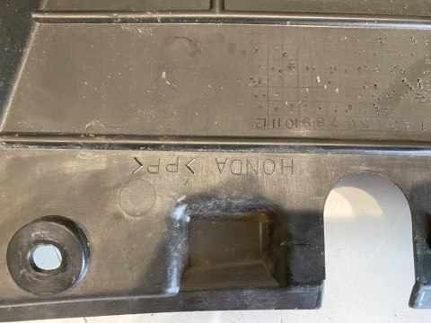 HONDA SILVER WING 600 WYPEŁNIENIE PODSTAWA UCHWYT AKUMULATORA PLASTIK