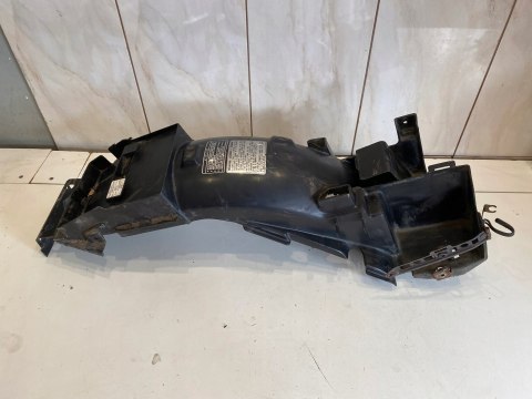 HONDA VFR 750 RC 24 WYPEŁNIENIE OGONA PLASTIK