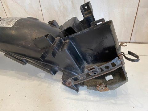 HONDA VFR 750 RC 24 WYPEŁNIENIE OGONA PLASTIK