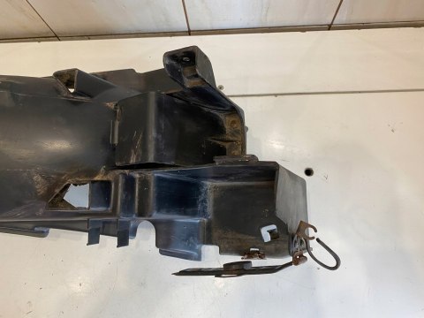 HONDA VFR 750 RC 24 WYPEŁNIENIE OGONA PLASTIK