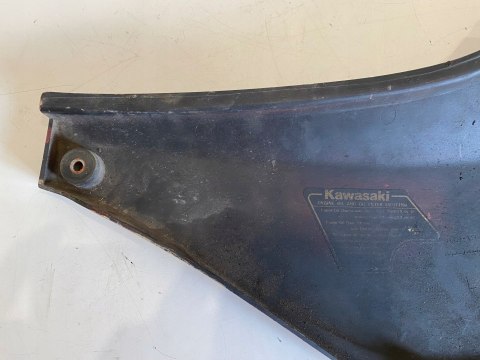 KAWASAKI GPZ 1100 UNI-TRAK U.T. UNITRAK TOP GUN OWIEWKA BOK BOCZEK PLASTIK