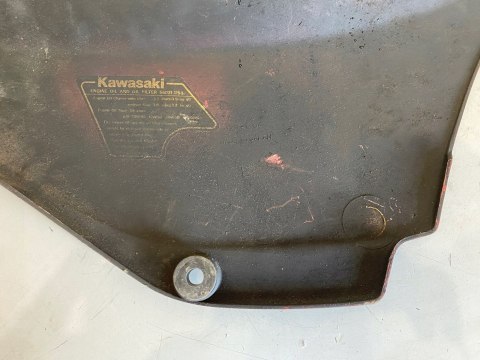 KAWASAKI GPZ 1100 UNI-TRAK U.T. UNITRAK TOP GUN OWIEWKA ZADUPEK OGON