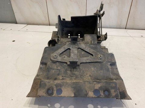 KAWASAKI ZXR 750 SCHOWEK AKUMULATORA PODSTAWA WYPEŁNIENIE PLASTIK