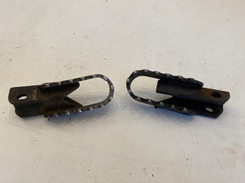 PEUGEOT XP 50 PODNÓŻEK PODNÓŻKI KIEROWCY KOMPLET X2