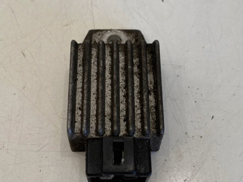 PEUGEOT XP 50 REGULATOR NAPIĘCIA PEUGEOT XP 50 REGULATOR NAPIĘCIA