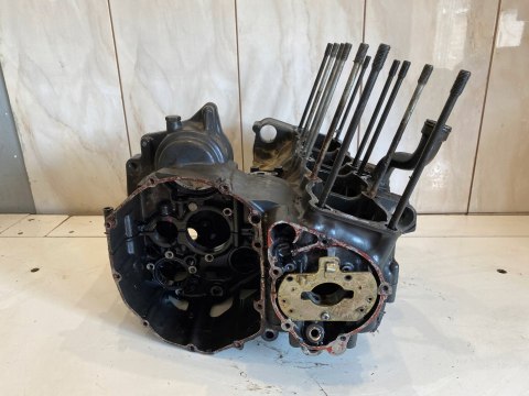 SUZUKI GSX-R GSXR 1100 1052CC U706 GU74D 86' KARTERY BLOK SILNIKA KPL