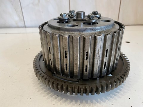 SUZUKI GSX-R GSXR 1100 1052CC U706 GU74D 86 KOSZ SPRZĘGŁOWY SPRZĘGŁO TARCZE SUZUKI GSX-R GSXR 1100 1052CC U706 GU74D 86 KOSZ SPRZĘGŁOWY SPRZĘGŁO TARCZE