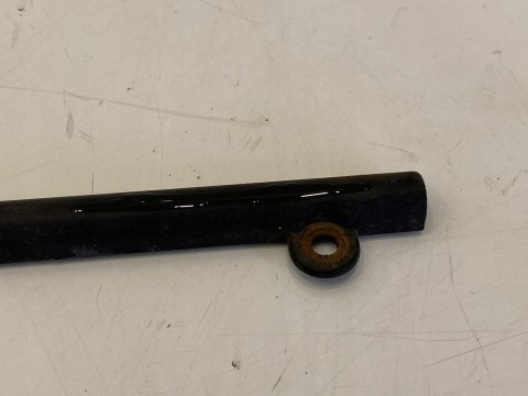 TRIUMPH SPRINT 1050 ST 05-10 PROWADNICA OSŁONA UCHWYT PRZEWODU HAMULCOWEGO