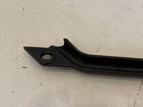 TRIUMPH SPRINT 1050 ST 05-10 PROWADNICA OSŁONA UCHWYT PRZEWODU HAMULCOWEGO