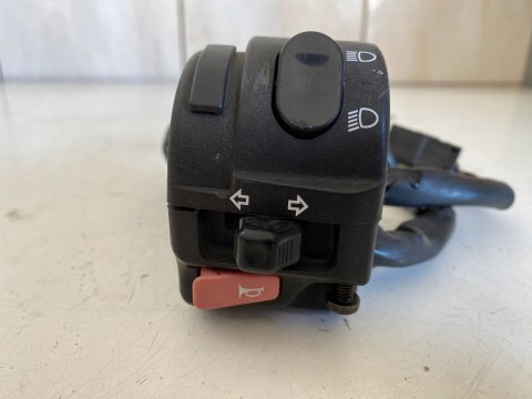 TRIUMPH SPRINT 1050 ST 05-10 PRZEŁĄCZNIK WŁĄCZNIK PRAWY