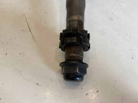 YAMAHA FZ 750 PÓŁKA DOLNA ZAWIESZENIA AMORTYZATORÓW