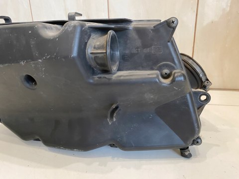HONDA SILVER WING 600 AIRBOX OBUDOWA FILTRA POWIETRZA HONDA SILVER WING 600 AIRBOX OBUDOWA FILTRA POWIETRZA
