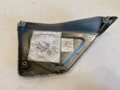 KAWASAKI LTD 450 85-89 BOK BOCZEK PLASTIK OWIEWKA KAWASAKI LTD 450 85-89 BOK BOCZEK PLASTIK OWIEWKA