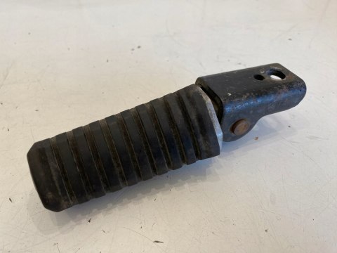 KAWASAKI LTD 450 85-89 PODNÓŻEK PRAWY PASAŻERA TYŁ TYLNY