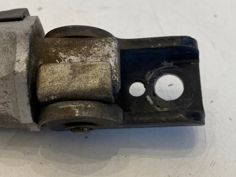 KAWASAKI LTD 450 85-89 PODNÓŻEK PRAWY PASAŻERA TYŁ TYLNY