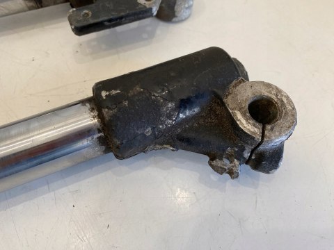 PEUGEOT XP 50 LAGI AMORTYZATORY PRZEDNIE PRZÓD PRAWA LEWA LAGA KPL PEUGEOT XP 50 LAGI AMORTYZATORY PRZEDNIE PRZÓD PRAWA LEWA LAGA KPL