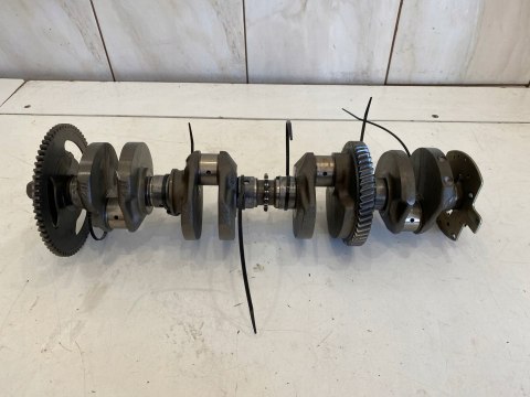 SUZUKI GSXF GSX-F 600 WAŁ KORBOWY KORBA PANEWKI SUZUKI GSXF GSX-F 600 WAŁ KORBOWY KORBA PANEWKI