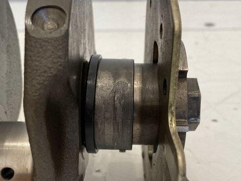 SUZUKI GSXF GSX-F 600 WAŁ KORBOWY KORBA PANEWKI SUZUKI GSXF GSX-F 600 WAŁ KORBOWY KORBA PANEWKI