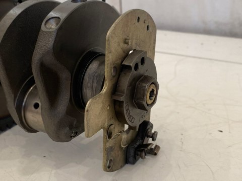 SUZUKI GSXF GSX-F 600 WAŁ KORBOWY KORBA PANEWKI SUZUKI GSXF GSX-F 600 WAŁ KORBOWY KORBA PANEWKI