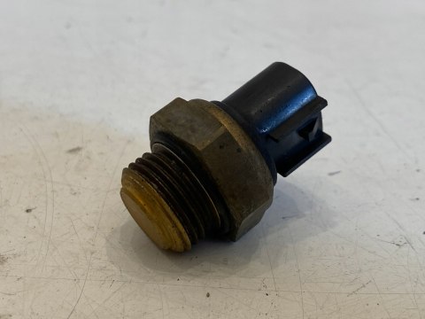 SUZUKI SV 1000 03-07 CZUJNIK TEMPERATURY CIECZY CHŁODZĄCEJ PŁYNU SUZUKI SV 1000 03-07 CZUJNIK TEMPERATURY CIECZY CHŁODZĄCEJ PŁYNU
