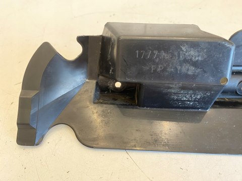 SUZUKI SV 1000 03-09 WYPEŁNIENIE PLASTIK OWIEWKA SUZUKI SV 1000 03-09 WYPEŁNIENIE PLASTIK OWIEWKA