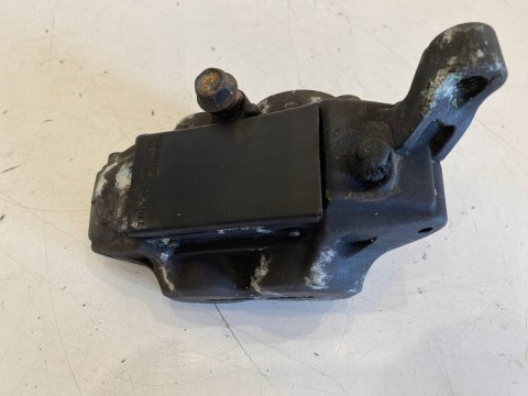 YAMAHA FZR 1000 3GM 87-96 ZACISK HAMULCOWY PRZEDNI PRZÓD