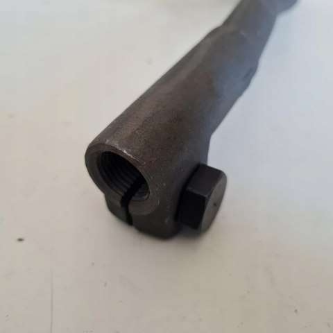 BMW SERIA 5 E39 KOŃCÓWKA DRĄŻKA KIEROWNICZEGO KAGER 43-0686 BMW SERIA 5 E39 KOŃCÓWKA DRĄŻKA KIEROWNICZEGO KAGER 43-0686