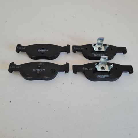 FIAT PUNTO LANCIA Y KLOCKI HAMULCOWE KOMPLET KAGER 35-0642 FIAT PUNTO LANCIA Y KLOCKI HAMULCOWE KOMPLET KAGER 35-0642
