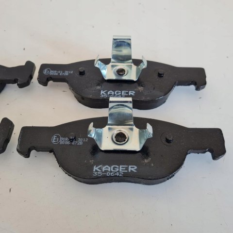 FIAT PUNTO LANCIA Y KLOCKI HAMULCOWE KOMPLET KAGER 35-0642 FIAT PUNTO LANCIA Y KLOCKI HAMULCOWE KOMPLET KAGER 35-0642