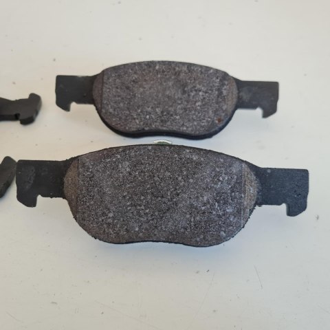 FIAT PUNTO LANCIA Y KLOCKI HAMULCOWE KOMPLET KAGER 35-0642 FIAT PUNTO LANCIA Y KLOCKI HAMULCOWE KOMPLET KAGER 35-0642