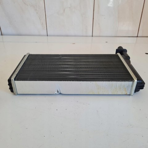 SAAB 9000 NAGRZEWNICA KAGER 32-0121 SAAB 9000 NAGRZEWNICA KAGER 32-0121