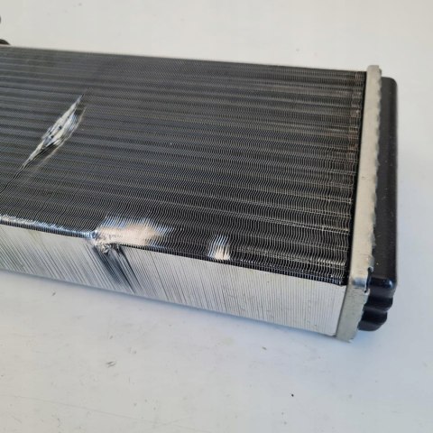 SAAB 9000 NAGRZEWNICA KAGER 32-0121 SAAB 9000 NAGRZEWNICA KAGER 32-0121
