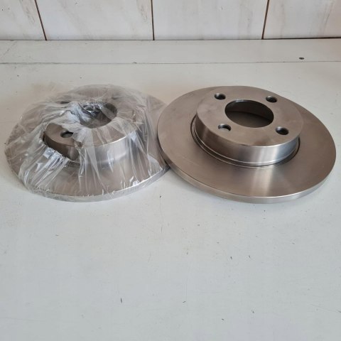 AUDI 80 90 100 TARCZA HAMULCOWA KOMPLET KAGER 37-0018 AUDI 80 90 100 TARCZA HAMULCOWA KOMPLET KAGER 37-0018