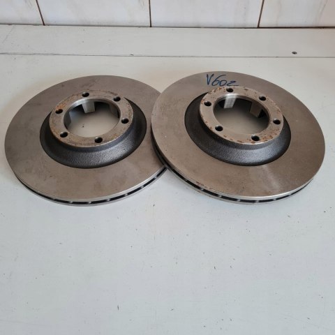 MITSUBISHI PAJERO 82-86 TARCZA HAMULCOWA KOMPLET KAGER 37-0580 MITSUBISHI PAJERO 82-86 TARCZA HAMULCOWA KOMPLET KAGER 37-0580