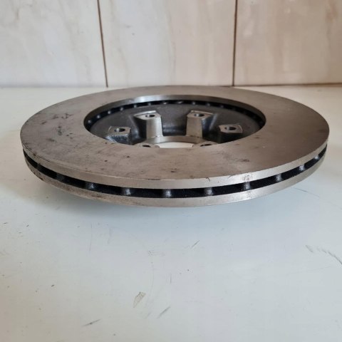 MITSUBISHI PAJERO 82-86 TARCZA HAMULCOWA KOMPLET KAGER 37-0580 MITSUBISHI PAJERO 82-86 TARCZA HAMULCOWA KOMPLET KAGER 37-0580