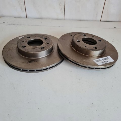 NISSAN SUNNY II TARCZA HAMULCOWA KOMPLET KAGER 37-0618 NISSAN SUNNY II TARCZA HAMULCOWA KOMPLET KAGER 37-0618